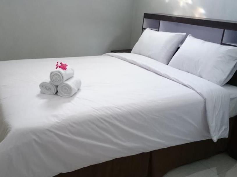 Reddoorz Plus @ Hotel Star 88 Tugu Ngoại thất bức ảnh