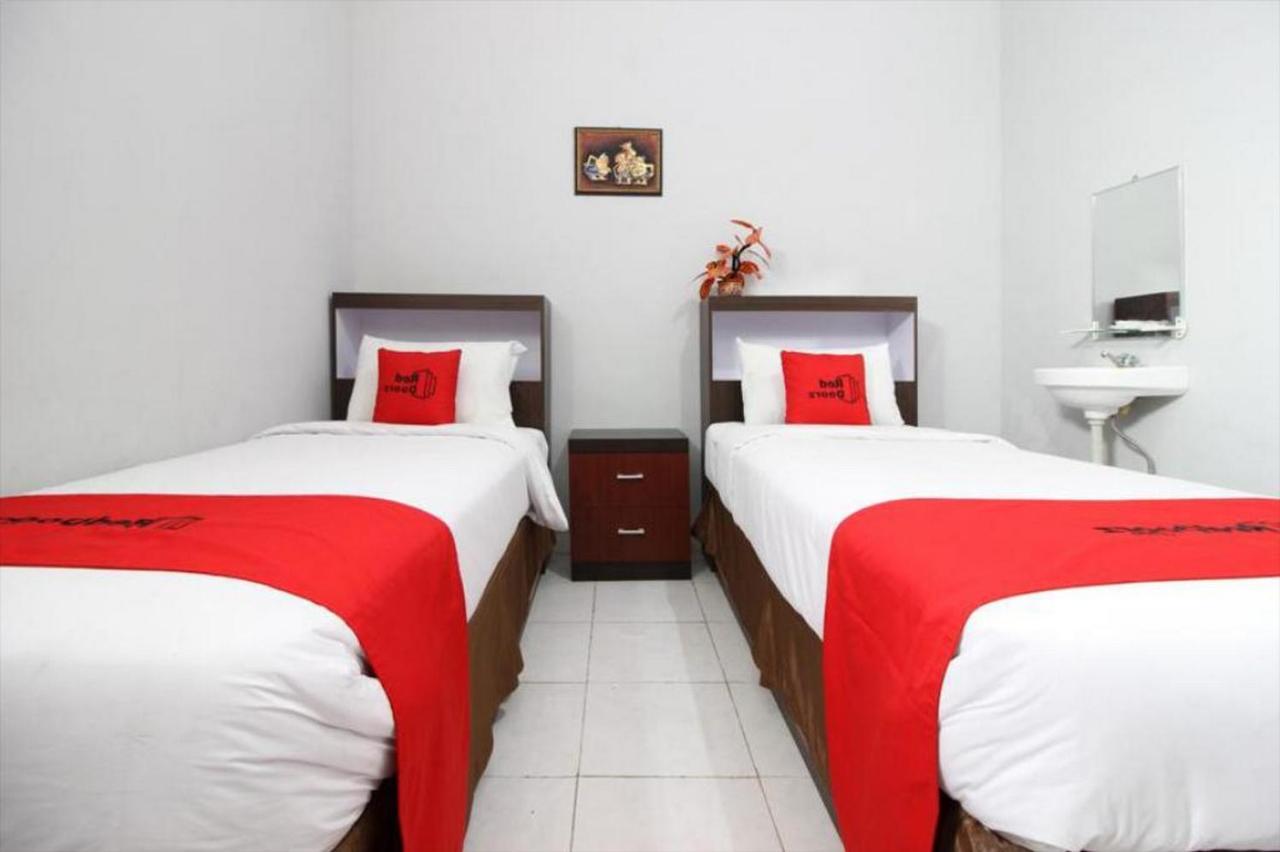 Reddoorz Plus @ Hotel Star 88 Tugu Ngoại thất bức ảnh